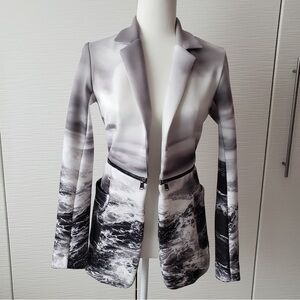 Carbon38 Monochrome Women's Blazer